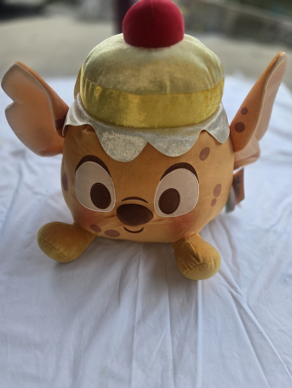 NWT Disney Munchling Pineapple Upside Down Cake Plush Toy